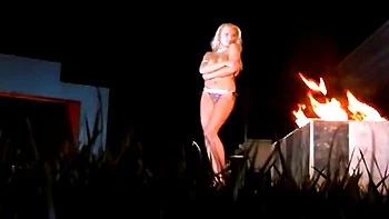 Pornstar trailer with looking-good Alex Sanders and Diana Doll from Wonderfull Bigboobs