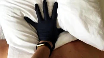 El patio de juegos femdom al aire libre de la Ama Tess