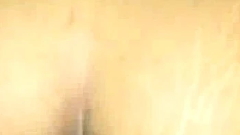 Hotwife tímida follada a cuatro con BBC en POV