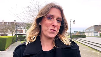 Aurrora 23, bustige Milf in Dessous