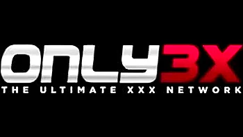 Lesbianas pelirrojas Alex Chance y Karlee Grey se masturban