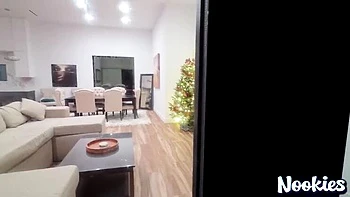 Хиджаб MILF Венус Валенсия с большими сиськами сосёт и трахается догги