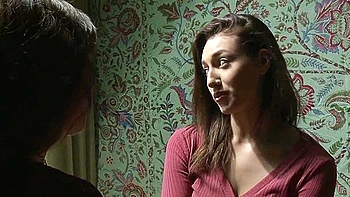 Mulheres loucas: loira e morena lésbicas