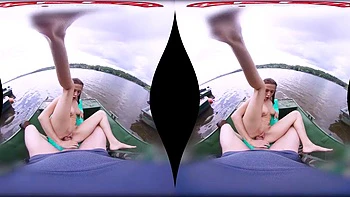 Beleza morena fodida ao ar livre: boquete, cowgirl