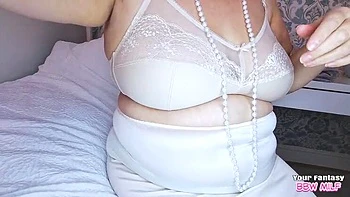 Madura BBW esposa engaña con tetas grandes naturales caseras