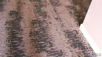 Худая Лана сосет и принимает секс сзади от Сета