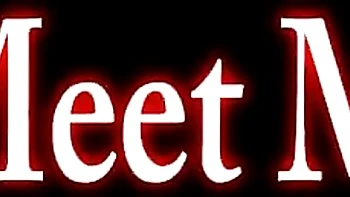 Мэгги Грин дразнит своими огромными натуральными сиськами