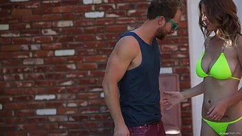 Tetas grandes folladas: blowjob, perrito, vaquera