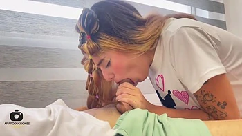 Follo duro a mi hermanastra para demostrar que no soy gay