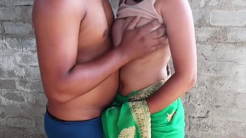 Noite de núpcias: indiana fodida pela primeira vez