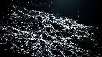 Glänzende Tschechin wird hart mit Pisse gefickt