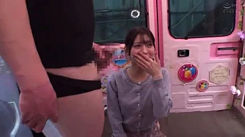 Куколд муж смотрит, как жена ебется