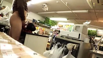 Минет с голыми сиськами и грязный трах