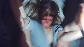 Femme infidèle avec ami - anal brutal et tabou cuckold