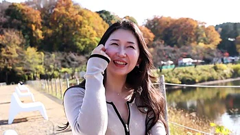 Mulher asiática de 30 e poucos traindo e fodida