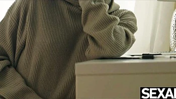 Francis X y Christy White chupan tetas y montan el coño