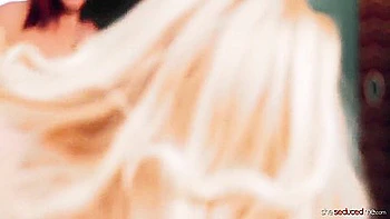 Выясняю, что моя невестка лесбиянка и пиздует с девками