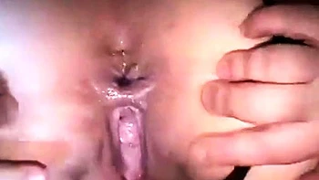 Marido corno lambe creampie anal enquanto a garota cavalga o bull