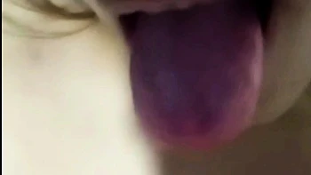 Sexy kolumbianische Königin masturbiert POV