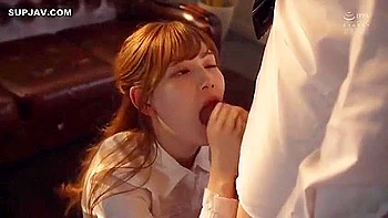 Японка Тсумуги трахается без цензуры