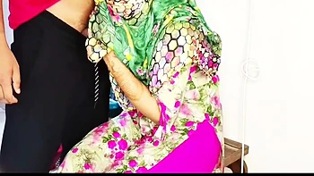 Indische Hausfrau Bhabhi fickt ihren Devar