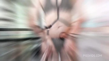 Adolescentes latinas en doble penetración anal y gangbang con meadas