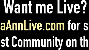 Julia Ann fickt mit riesigen Titten und fettem Arsch