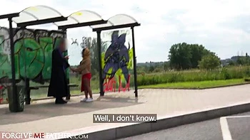 Hiba Hakimi culo gordo follada duro a cuatro y creampie brutal