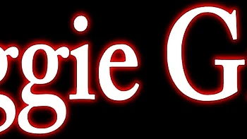 Maggie Green tetona chupando y follando en trio