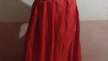 The Stepsister-in-law Of The Desi Chudakkad Village, Picked Up The Ghaghra And Got Ready To Chudwa Ne