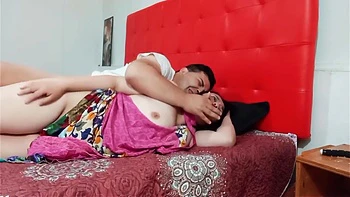 Ich ficke meine indische Stiefmutter Ki Jawani, als der Cuckold kam