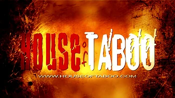 A buceta dela presa com brinquedos e algemas - Parte 1