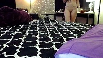 Teen amateur morena se expone en webcam