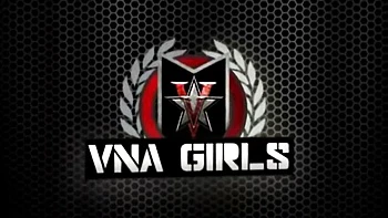 Charlee Chase, schmutzige Milf mit großen Titten und Schwanz