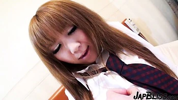 Junge asiatische Amateurin im Stief-Fantasy-Fick gefilmt