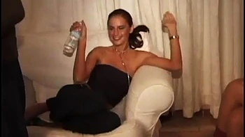 Lisa Duncan wird hart missionar gefickt mit Gesichtsspritze