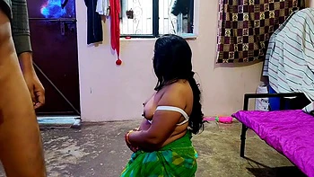 Desi Indische Stiefbrüder ficken Amateur-Milfs