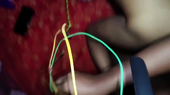 Esposa gordinha desi fodida forte de quatro com gozada na cara