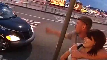 Тейлор скачет на члене наездницей и сосет в миссионерской