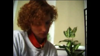 Pequena vadia morena leva foda bruta em casting amador