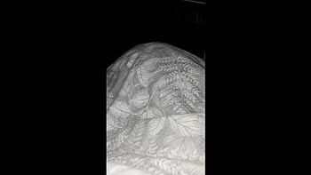 Stiefmutter fickt Stiefsohn hart im Hotel - Roxys große Titten