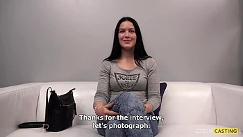 Aneta suce et baise en POV