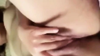 Amor, masturba comigo, tá uma delícia fudida