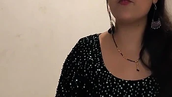 Пуджас без ума от члена в индийском любительском MILF