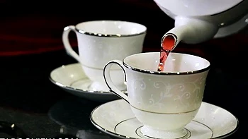 Penny Barbers dunkles Mama-Geheimnis: Masturbation in Dessous