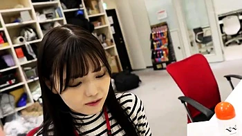 Japanese amateur in lingerie fucked raw