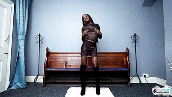 Tattooed Ebony Babe Masturbates Solo in Lingerie