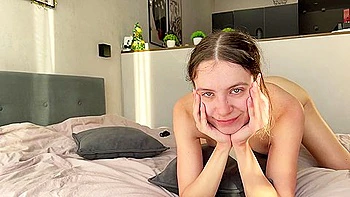 Russian Stepsis Gets Hard Anal Fucked & Huge Creampie at Dawn