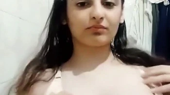 Indian Brunette Czn Films Homemade Solo Pussy