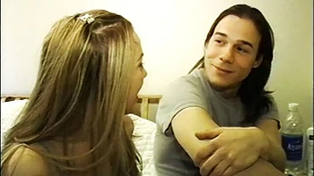 Hush Pass - blonde clip